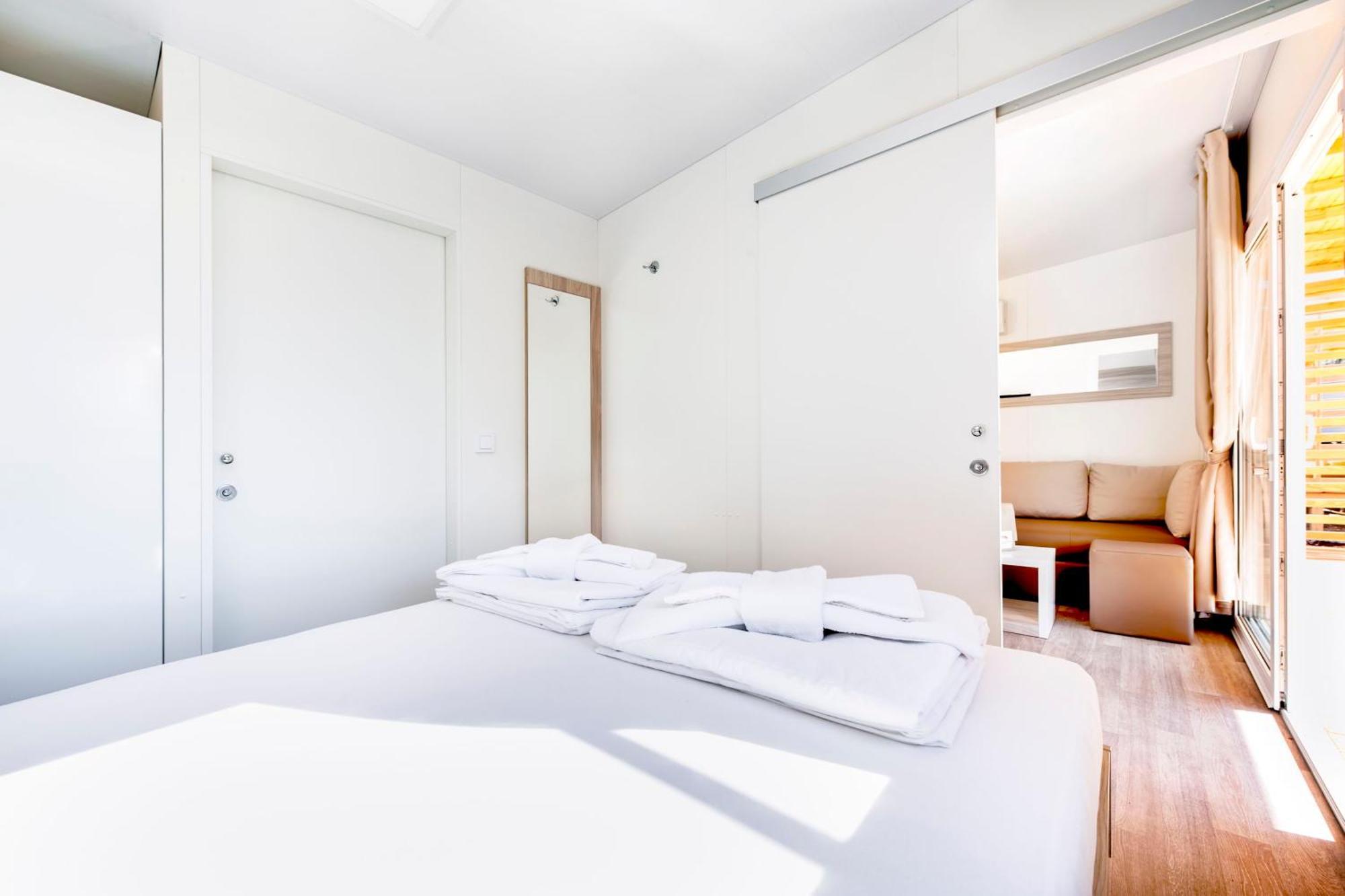 Kemp Eurocamp Mobile Homes At Fkk Naturist Ulika Porec
